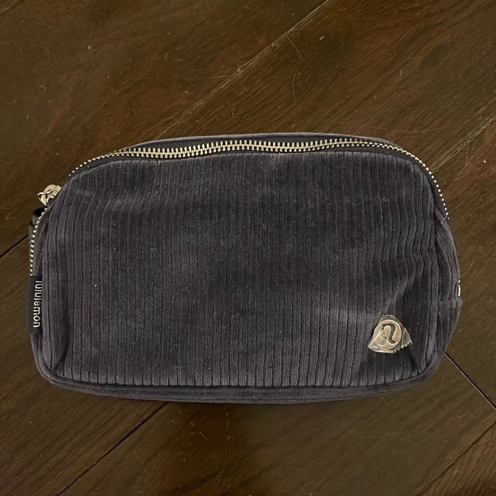Brand new lulu fanny pack!